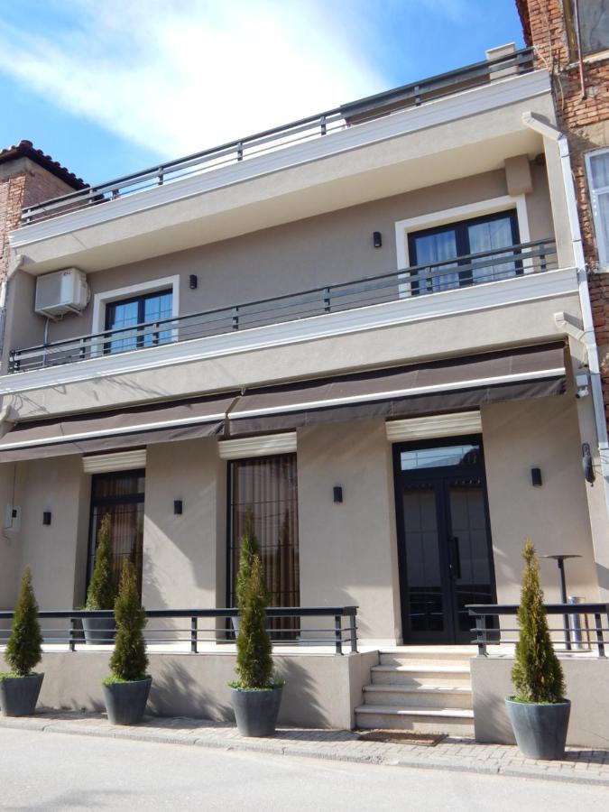 פוגרדץ Small Hotel Ora מראה חיצוני תמונה