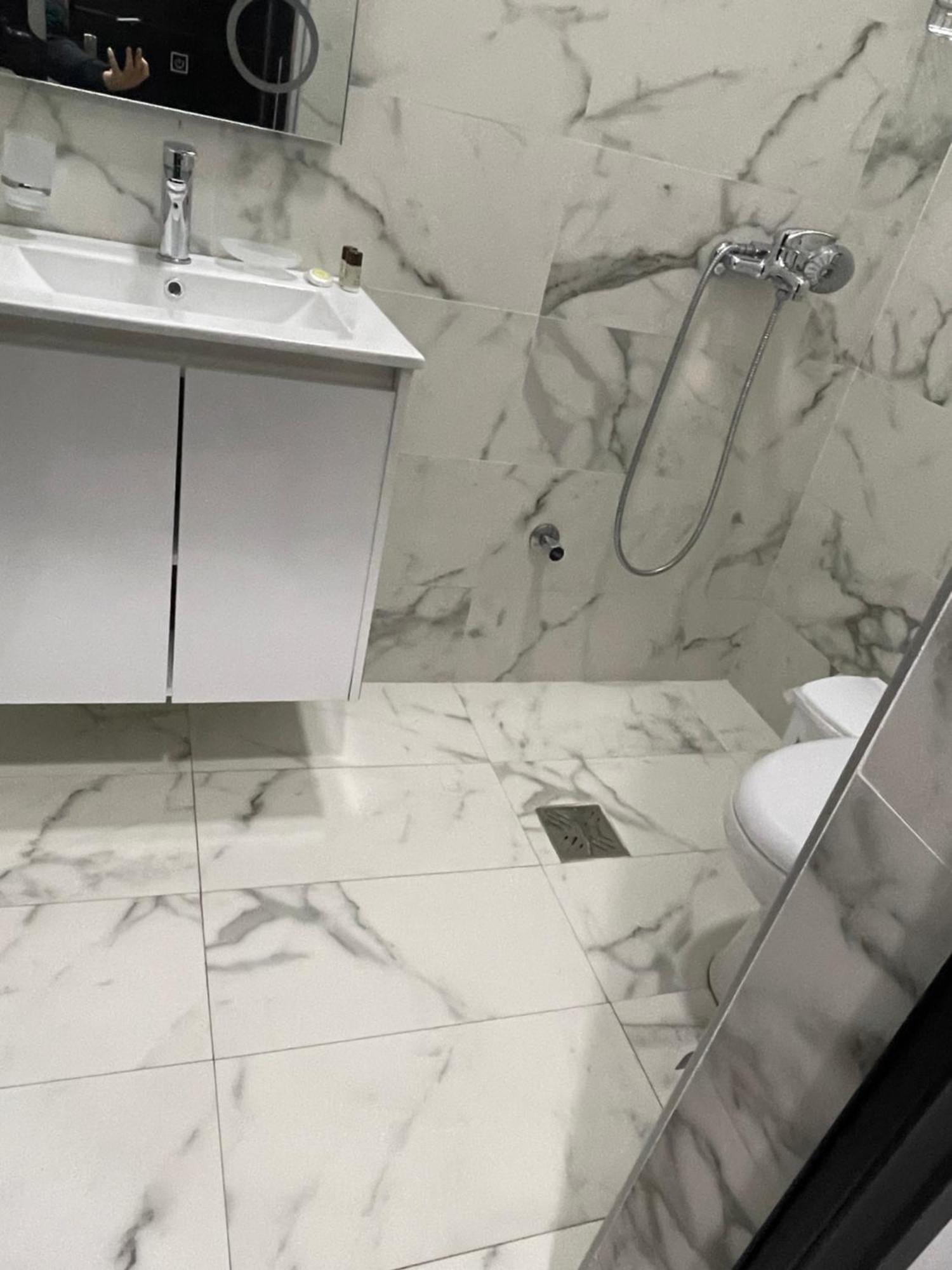 פוגרדץ Small Hotel Ora מראה חיצוני תמונה