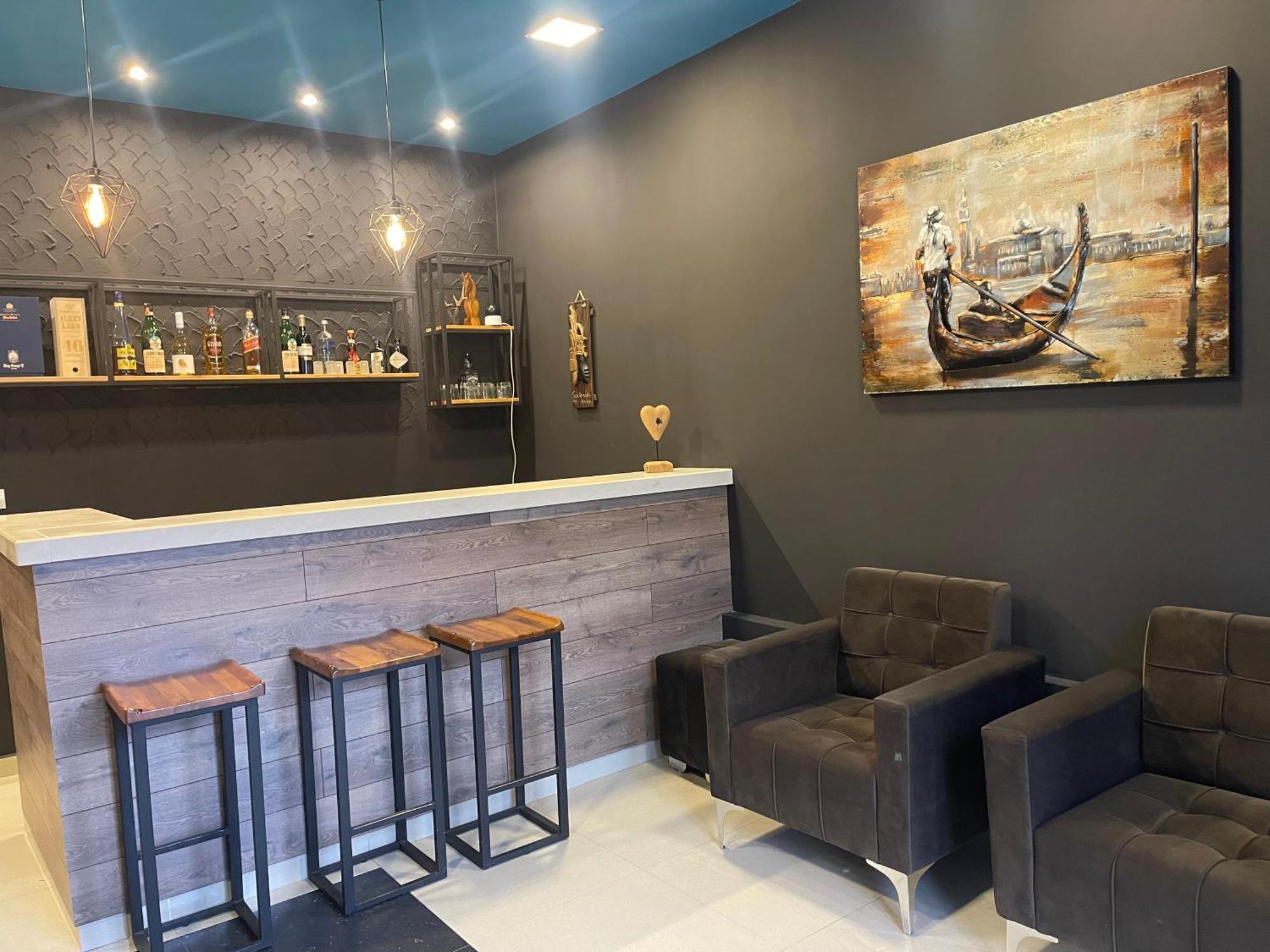 פוגרדץ Small Hotel Ora מראה חיצוני תמונה